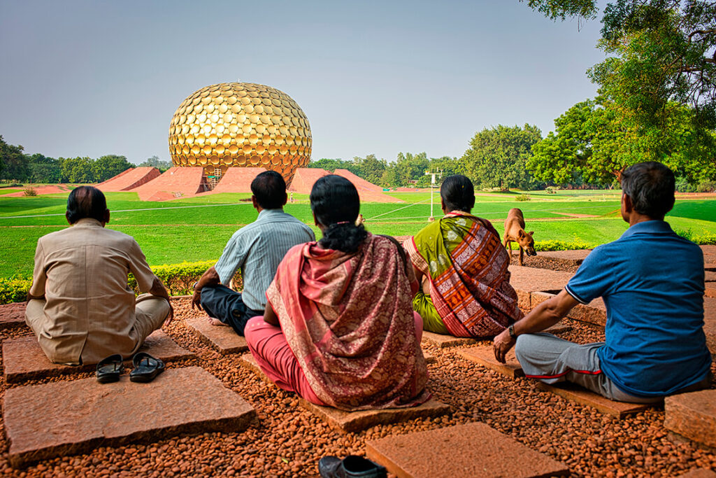 Matrimandir  –templo de la madre– en Auroville.
Foto: Shutterstock | La ciudad utópica actual