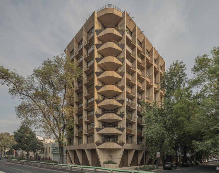 Vertebral: arquitectura que respira junto con la naturaleza